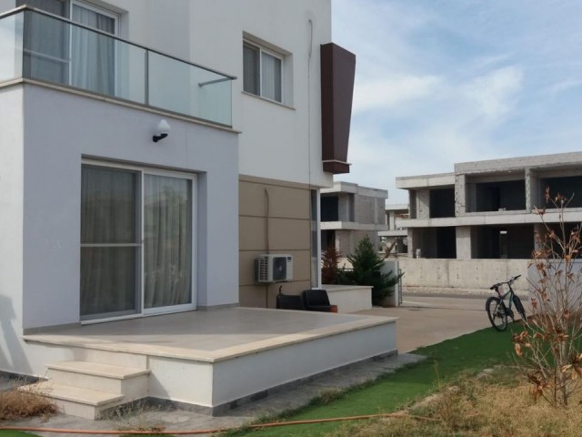 💯 Twin Large Square Meters Fully Furnished Villa for Sale in Yenibogazicinde💯