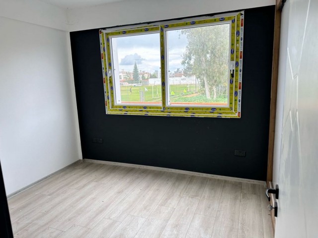 🟧 WOHNUNG ZU VERKAUFEN 🟧 🟧In der Region Çanakkale 🟧3+1 🟧 125 M2 🟧 Geeignet für Kredit 🟧 Erdgeschoss 🟧 Dringender Verkauf ☎️ 05338808503 🛜Whatsapp 🛜📞