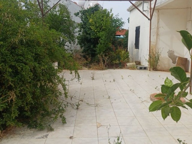 Einfamilienhaus Zu verkaufen in Yeni Boğaziçi, Famagusta