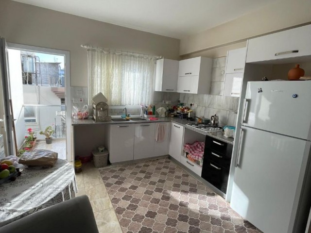 2+1 flat for sale in the center of Famagusta