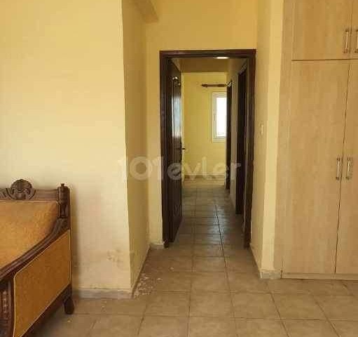 3+1 penthouse flat for sale in Famagusta center