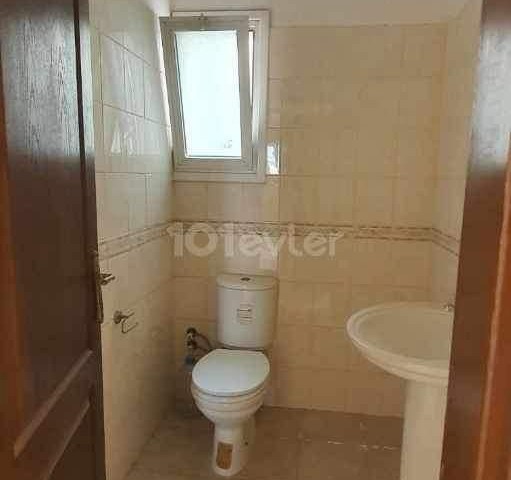 Gazimağusa merkezde satılık 3+1 penthouse daire