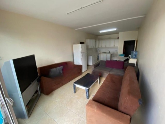 3+1 flat for sale in Famagusta Yeniboğazi