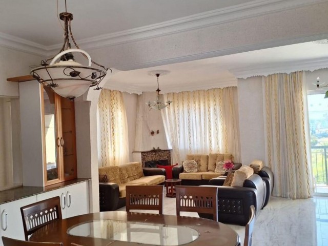 3+1 flat for sale in Famagusta center