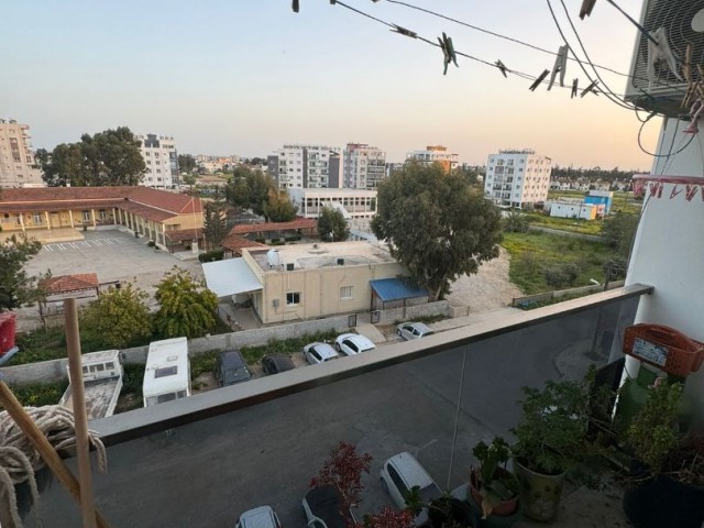 2+1 Wohnung zum Verkauf im Zentrum von Famagusta