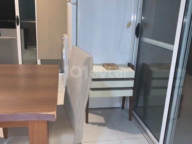 Möblierte 1+1 Penthouse-Wohnung zum Verkauf in Famagusta Gülserende