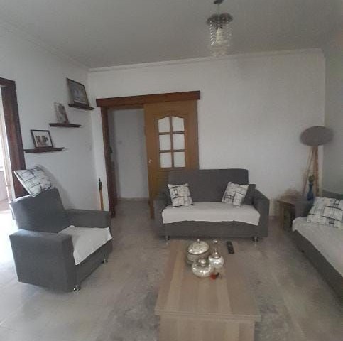 Girne Alsancakta satılık 5+2 villa