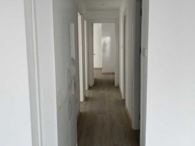 2+1 WOHNUNG ZUM VERKAUF IN KÜÇÜK KAYMAKLI