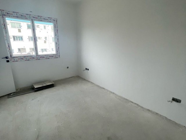 GÖNYELİDE LÜKS 3+1 SATILIK DAİRE