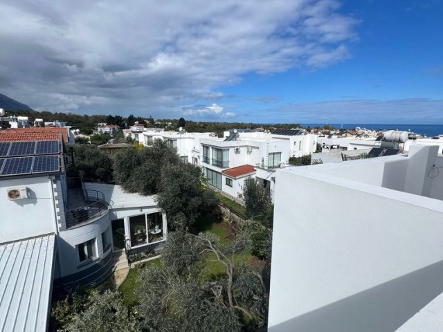 3+1 VOLLSTÄNDIG MÖBLIERTE LUXUSVILLA IN PERFEKTER LAGE, WO MEER- UND BERGBLICK AUF SICH IN EDREMIT TREFFEN