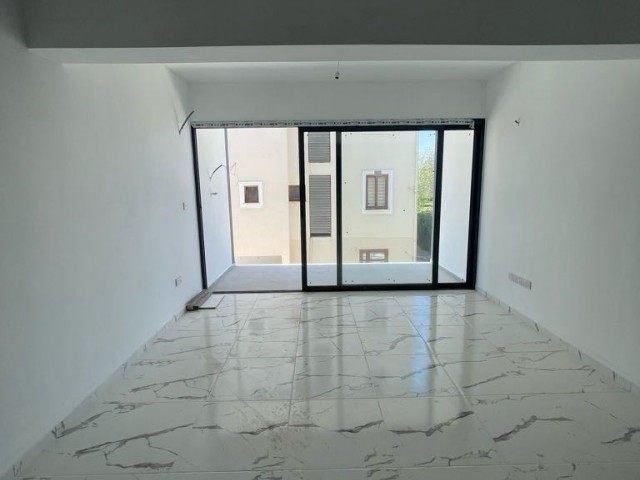 2+1 TURKISH KOÇANLI LUXURY FLAT FOR SALE NEXT TO BARIŞMANÇO PARK