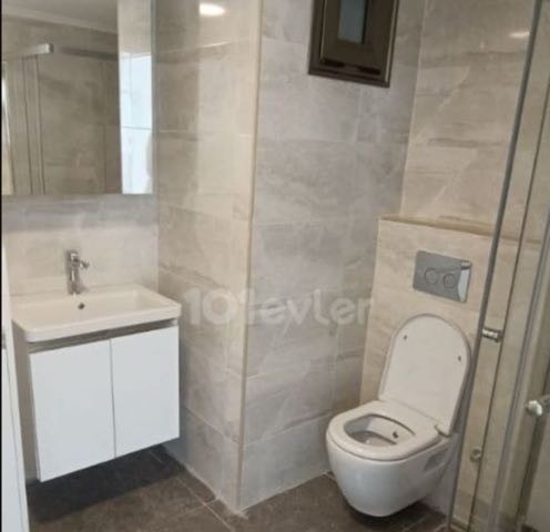 İSKELEDE EDELWEİSS PROJESİNDE BİTMİŞ AQUAPARKLI 1+1 SATILIK DAİRE