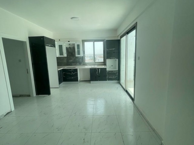 Penthouse Zu verkaufen in Gönyeli, Nikosia