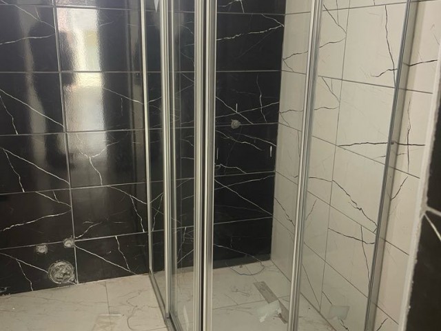 Penthouse Zu verkaufen in Gönyeli, Nikosia