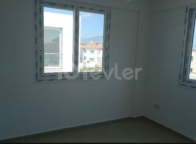 2 YEARS OLD 2+1 FLAT FOR SALE IN GONYELI FOR THOSE WHO LOOK FOR QUIETNESS