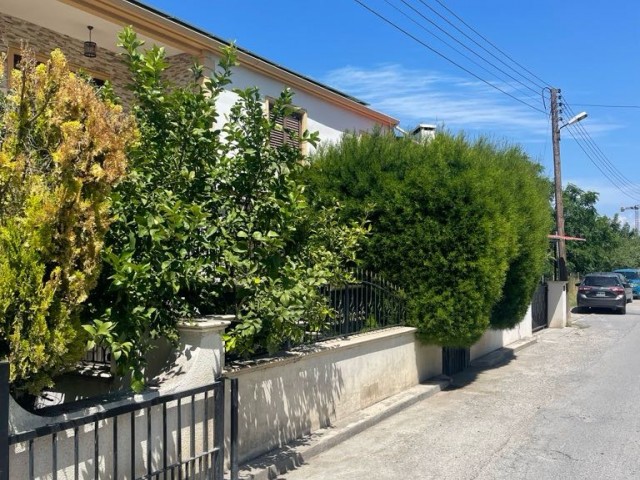 Detached House For Sale in Zeytinlik, Kyrenia