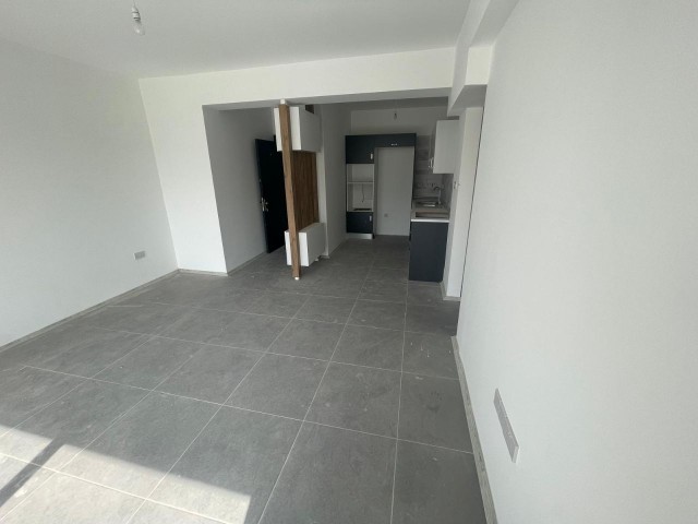 NEW BUILDING IN YENİŞEHİR, UNFURNISHED, 2+1 FOR RENT