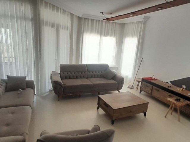 آپارتمان کاملا مبله در سایت DİKMEN LAVINIUM