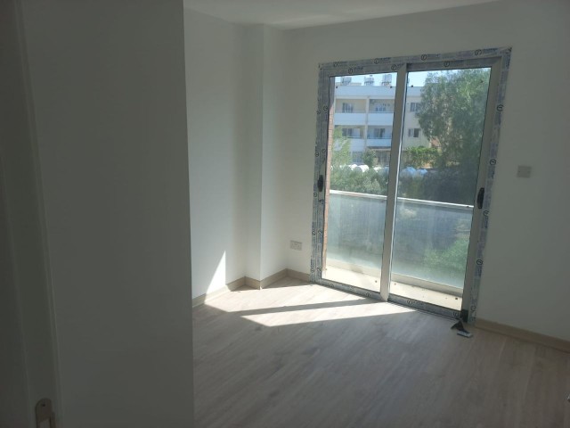 2+1 flats for sale within the complex in Küçük Kaymaklı, 1st and 2nd floor options