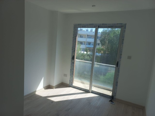 2+1 flats for sale within the complex in Küçük Kaymaklı, 1st and 2nd floor options