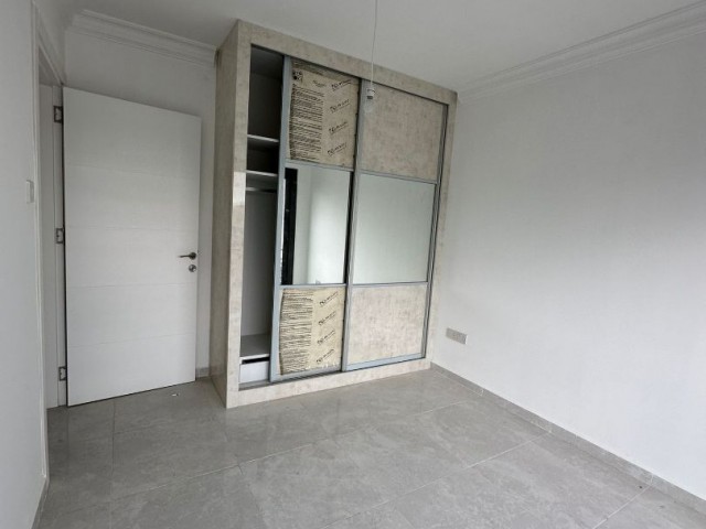 فروش آپارتمان کامل 2+1 1+1 3+1 در مرکز گیرنه در نزدیکی ویلا اصلانلی