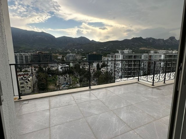 2+1 penthouse for sale opposite the teachers' house in Kyrenia region