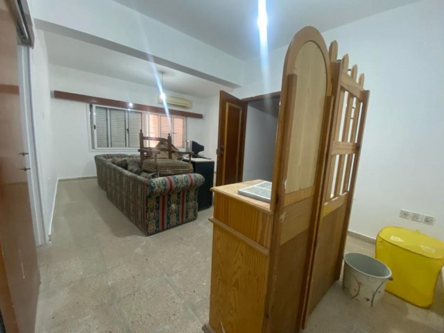 3+1 1st floor flat for sale in Gönyeli area