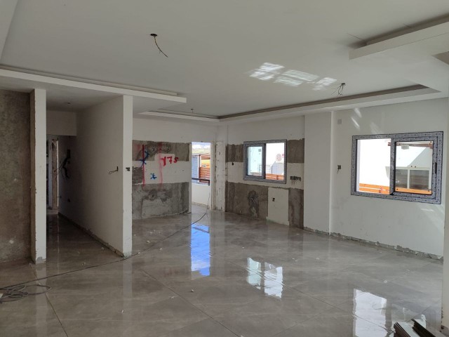 3+1، 1، طبقه TÜRK KOÇANLI آپارتمان در موقعیت مرکزی برای فروش