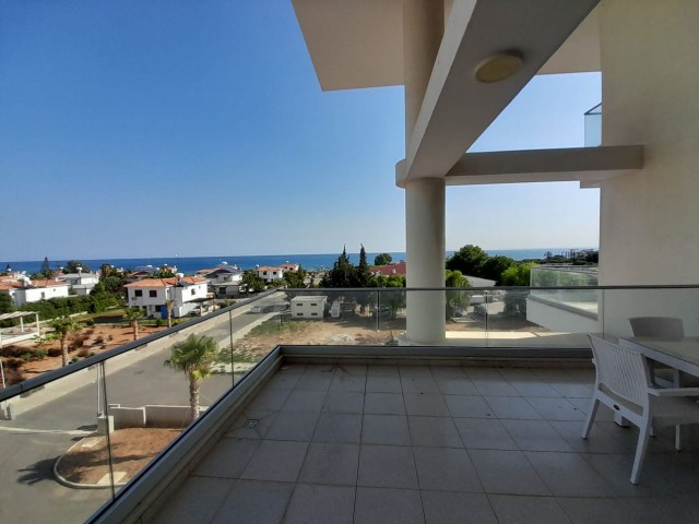 Fully furnished 3+1 Duplex flat FOR SALE in Iskele Bogaz, with sea view