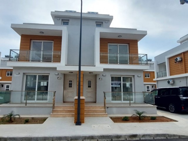 Opportunity 2+1 semi-detached villa for sale on Royal Sun Elite site