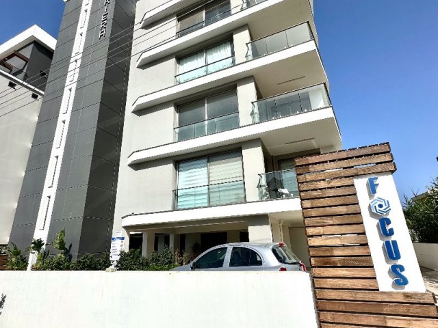 Iskele, Long Beach'te  deniz manzaralı full eşyalı kiralık 1+1 daire