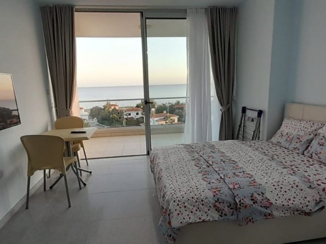 Fully furnished studio flat for RENT with sea view in Iskele Boğaz