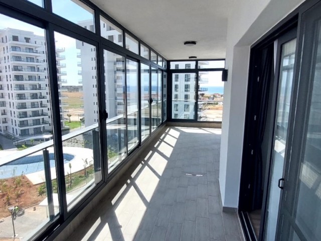 2+1 flat for sale by the sea in Iskele, Boğaztepe