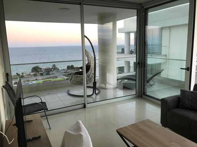 Fully furnished 2+1 flat for rent with sea view in Iskele Bogaz