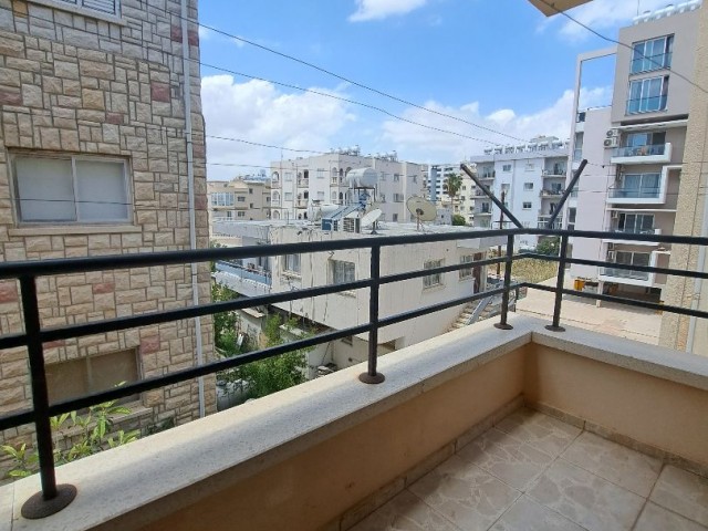 3+1 MAINTAINED FLAT FOR SALE TURKISH KOÇAN WITHOUT EXPENSE