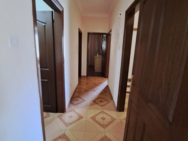 3+1 MAINTAINED FLAT FOR SALE TURKISH KOÇAN WITHOUT EXPENSE