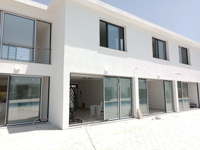 READY NOW! New Build Golf property in Esentepe, only 400m from the sea