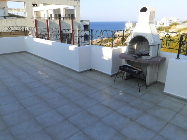 SEA VIEW PENTHOUSE IN THE CENTER OF KYRENIA ** 