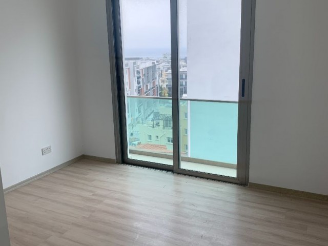 GİRNE MERKEZDE SATILIK PENTHOUSE 