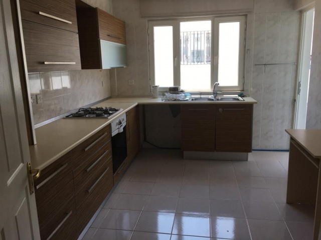 3+1 FOR SALE IN THE CENTER OF KYRENIA ** 