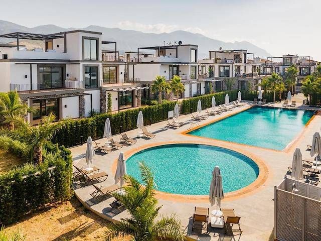 2 + 1 FOR SALE IN KYRENIA ALSANCAK ** 