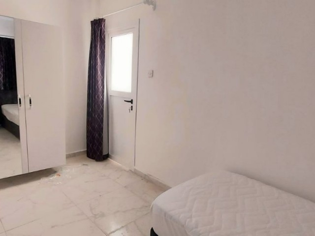 RENT 2 + 1 IN THE CENTER OF KYRENIA ** 