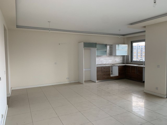 VERY SPACIOUS 3+1 COMMERCIAL FLAT FOR SALE IN KYRENIA CENTER