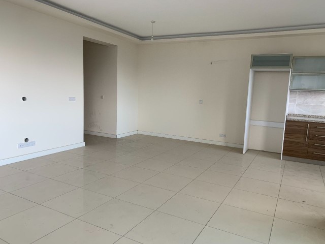 VERY SPACIOUS 3+1 COMMERCIAL FLAT FOR SALE IN KYRENIA CENTER