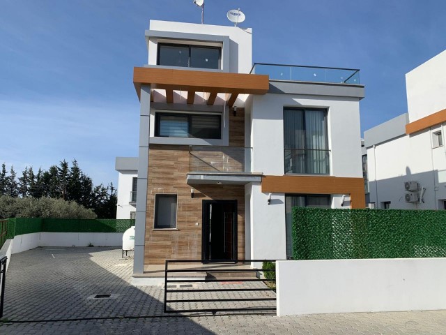 3+1 VILLA IN GIRNE ALSANCAK