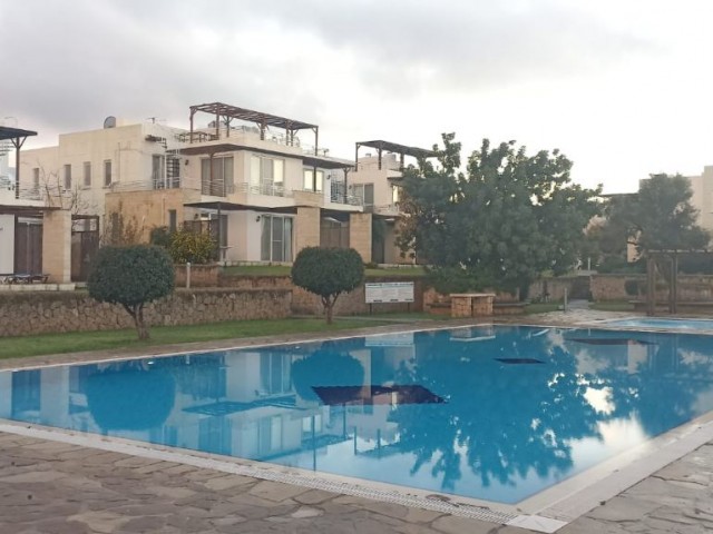 GROUND FLOOR FLAT WITH POOL FOR SALE IN ESENTEPE