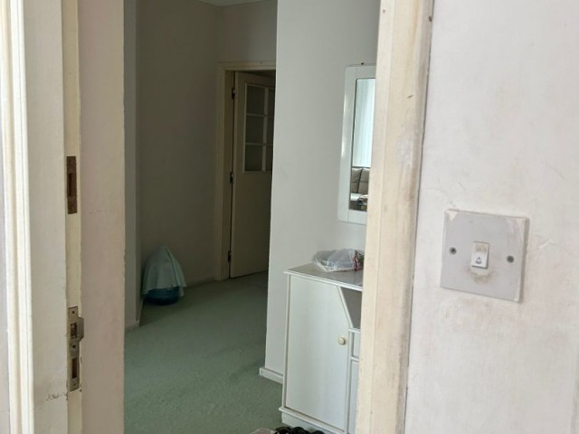 3+1 FLAT FOR SALE IN KYRENIA CENTER