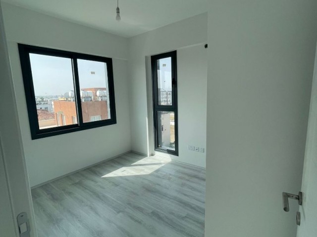 2+1 PENTHOUSE ZUM VERKAUF IN GÖNYELİ