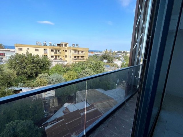 1+1 FLAT FOR SALE IN ALSANCAK NEAR THE MAIN ROAD