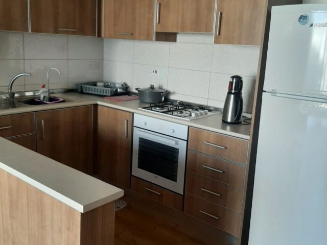 GİRNE' DE ŞOKMAR KARŞISINDA SATILIK 2+1 DAİRE 